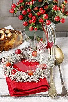 Napkin christmas decoration in wreath shape decorated with tiny