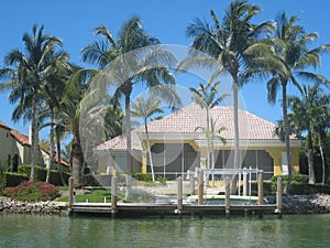 Naples Bayfront Home 02