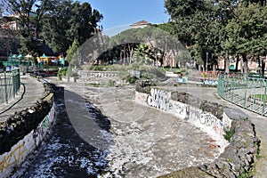 Napoli - Fontana dei Papiri nei Giardini del Molosiglio