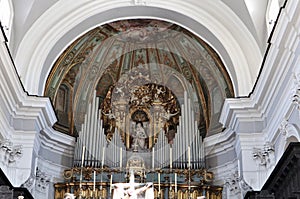 Napoli - Organo a canne della Basilica di Santa Maria alla Sanit photo