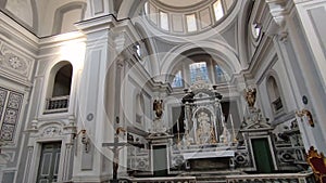 Napoli - Panoramica del transetto della Chiesa di Santa Maria degli Angeli alle Croci