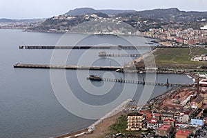 Napoli - Pontili di Bagnoli dal Parco Virgiliano photo