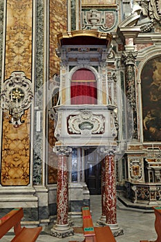 Napoli Ã¢â¬â Pulpito marmoreo nella Chiesa del GesÃÂ¹ Vecchio photo