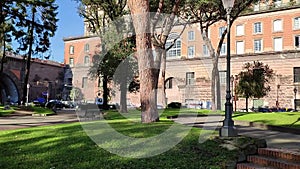 Napoli - Scorcio di Palazzo Reale dai Giardini del Molosiglio