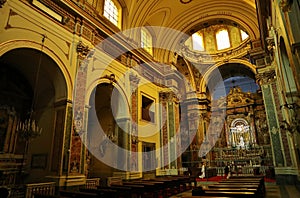 Napoli - Scorcio interno della Chiesa di San Giuseppe dei Ruffi