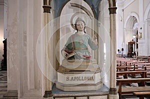 Napoli - Statua di Sant'Apollonia nella Chiesa di San Giacomo degli Spagnoli