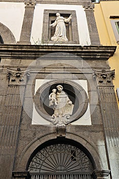 Napoli - Statue sulla facciata della Chiesa di GesÃÂ¹ delle Monache photo