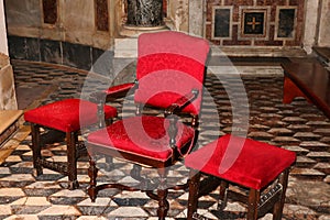 Napoli - Trono episcopale nella cripta della Basilica Santa Maria alla Sanit photo