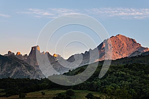 Naranjo de Bulnes, Picu Urriellu, from Pozo de la Oracion lookout point at sunset, Picos de Europa National Park in Astur