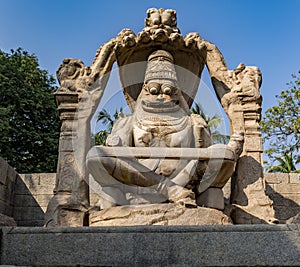 Narasimha statue in Hampi photo