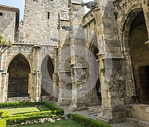 Narbonne, cathedral cloister