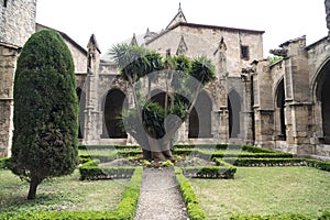 Narbonne (France), cathedral cloister