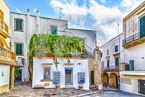 narrow alleys in the historic center of Otranto