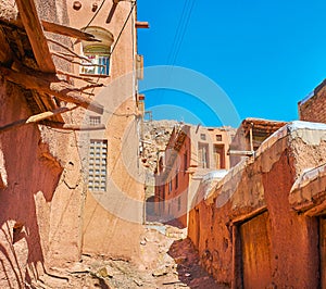 The narrow backstreet, Abyaneh