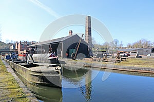 Narrow boat on the Dudley Canal