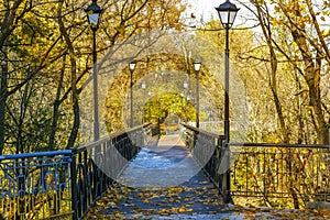 Narrow bridge