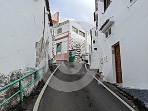 Narrow side street on town of Tejeda on Gran Canaria island