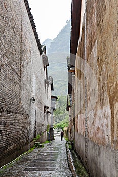 narrow street in Xingping town of Yangshuo