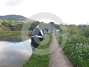 Narrowboat mooring in Macclesfield canal