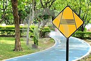 Narrowed road sign