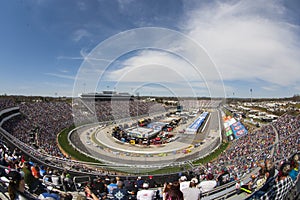 NASCAR: April 02 STP 500