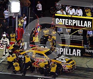 NASCAR - Blaney's Pit Crewin Action