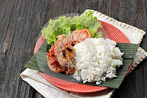 Nasi Ayam Geprek Sambal Bawang photo