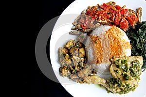 Nasi Padang with Green Chilli Chicken