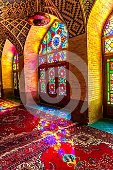 Nasir Al-Mulk Mosque praying room vertical