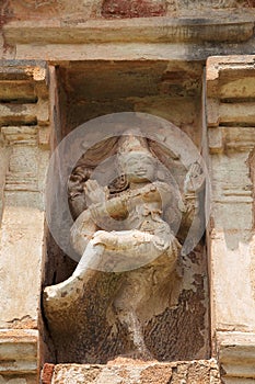 Nataraja dancing, niche on the southern wall, Amman temple of goddess Brihannayaki, Brihadisvara Temple complex, Gangaikondacholap