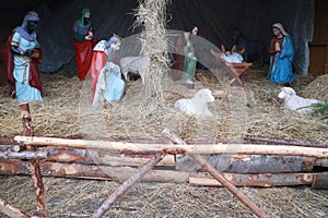 Nativity scene: gifts of the magi