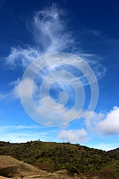 A natrual treble clef like cloud