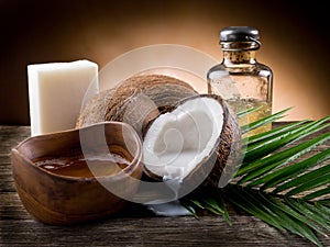 Natural coconut walnut oil