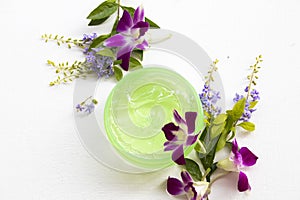 Natural cosmetics soothing gel health care for skin face
