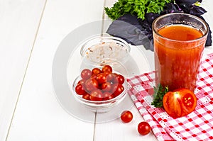 Natural freshly squeezed tomato juice in glass