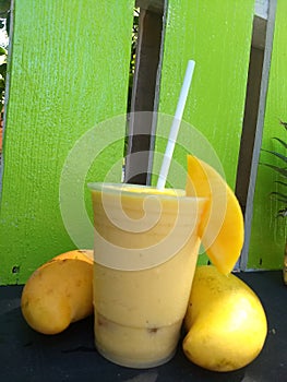 Natural Mango Milkshake photo