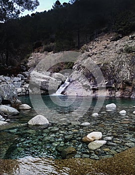 Natural pool Guisando