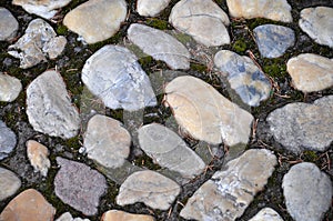 Natural stone cobbled paving