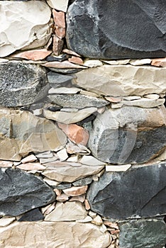 Natural stone wall