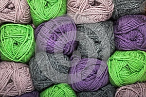 Natural wool yarn