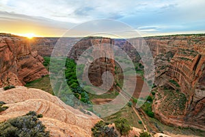 Navajo Fortress Sunrise. Canyon de Chelly