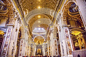 Nave People Saint Peter`s Basilica Vatican Rome Italy