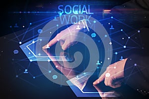 Navigating social networking with social icons