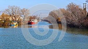 Navigation Canal Arles Fos