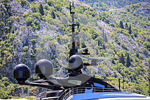 Navigation radar system antennas of big motor yacht