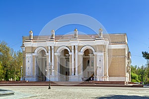 Navoi Theater, Tashkent, Uzbekistan photo