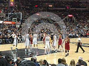NBA game Spurs vs Cavs