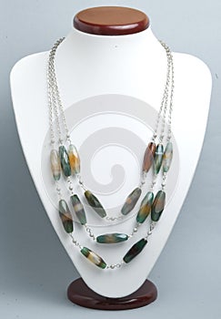 Necklace with crazy agate