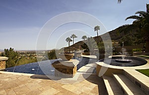 Negative edge modern mansion outdoor swimming pool