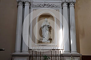 Nemi - Statua del Sacro Cuore nella cappella sinistra del transetto photo